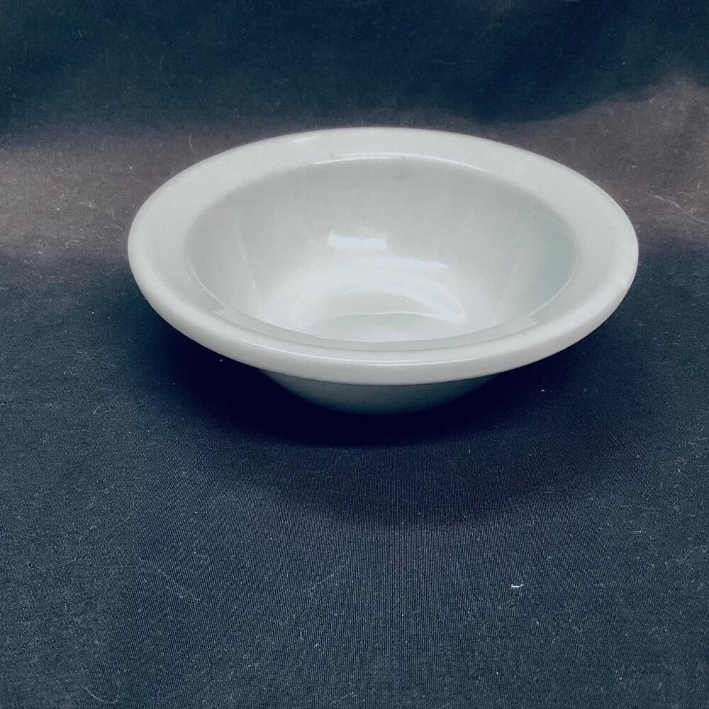 Oneida Small Fruit Dish